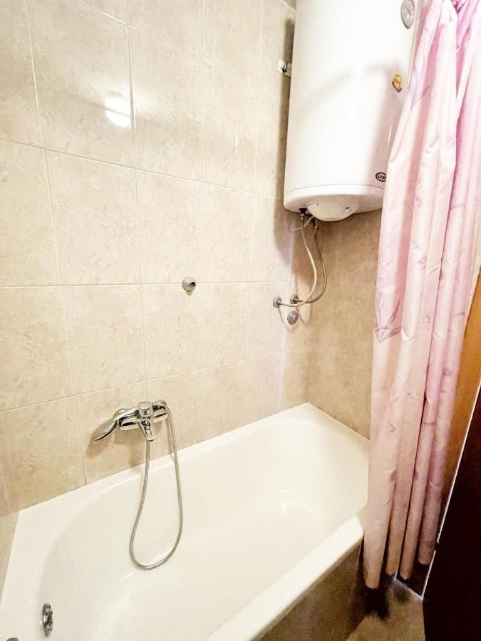 Bar Center Studio Apartment Luaran gambar