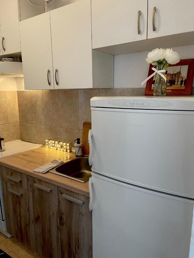 Bar Center Studio Apartment Luaran gambar