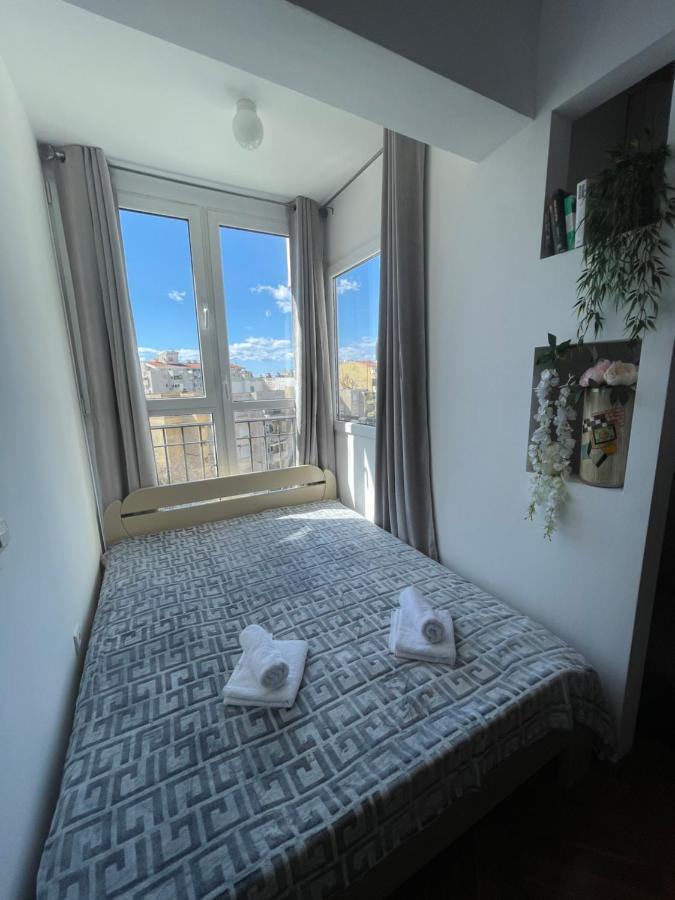 Bar Center Studio Apartment Luaran gambar