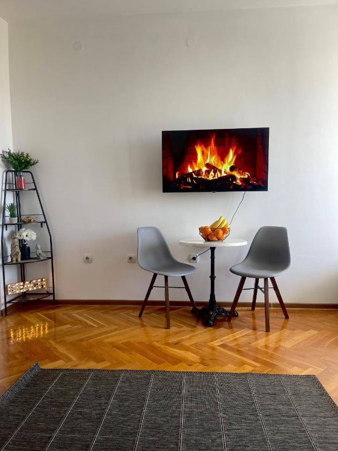 Bar Center Studio Apartment Luaran gambar